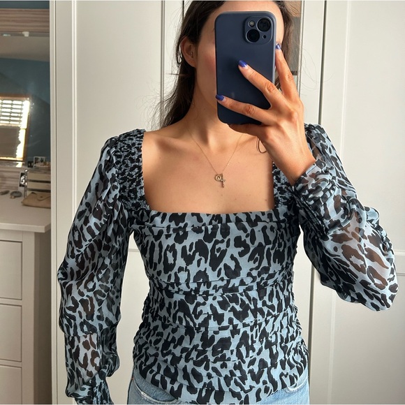 Zara Print Top - Picture 3 of 6